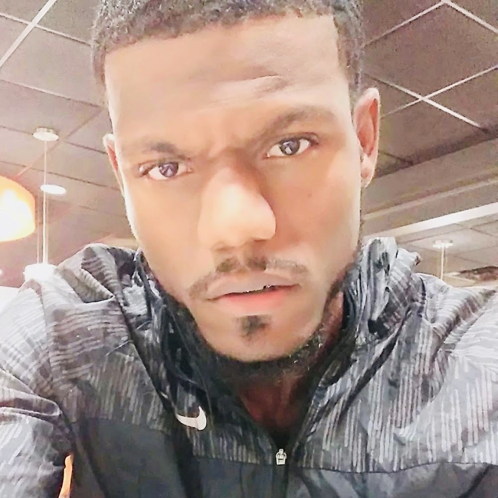 Meet your Posher, Javonte